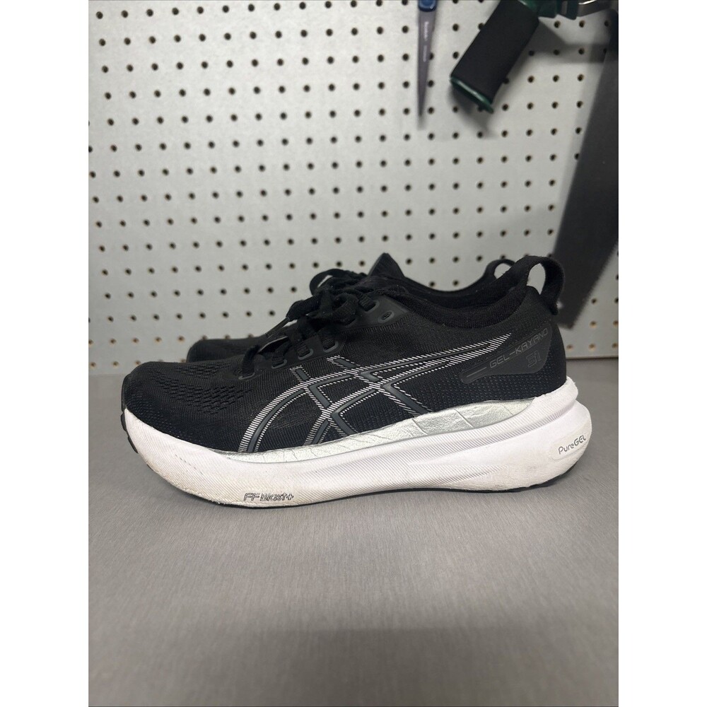 Asics Gel Kayano 31 Shoes Womens Sz 6 Black White Running Sneakers 1012B670 - Picture 2 of 16